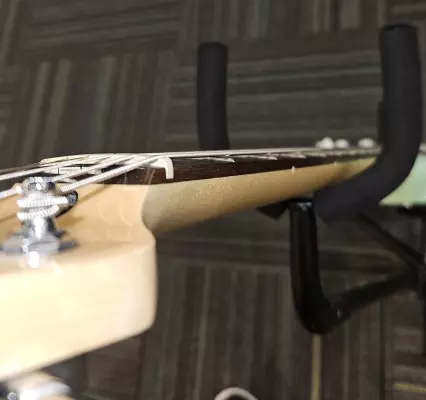 Squier - 037-8000-557 5